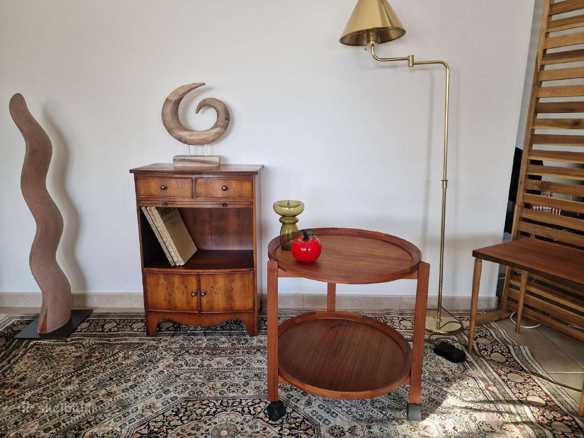 Vintažinis mid century tikmedžio staliukas - nuotraukos Nr. 15