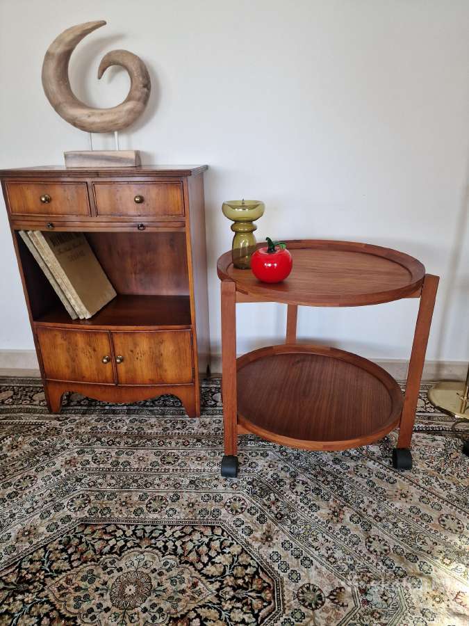Vintažinis mid century tikmedžio staliukas - nuotraukos Nr. 16