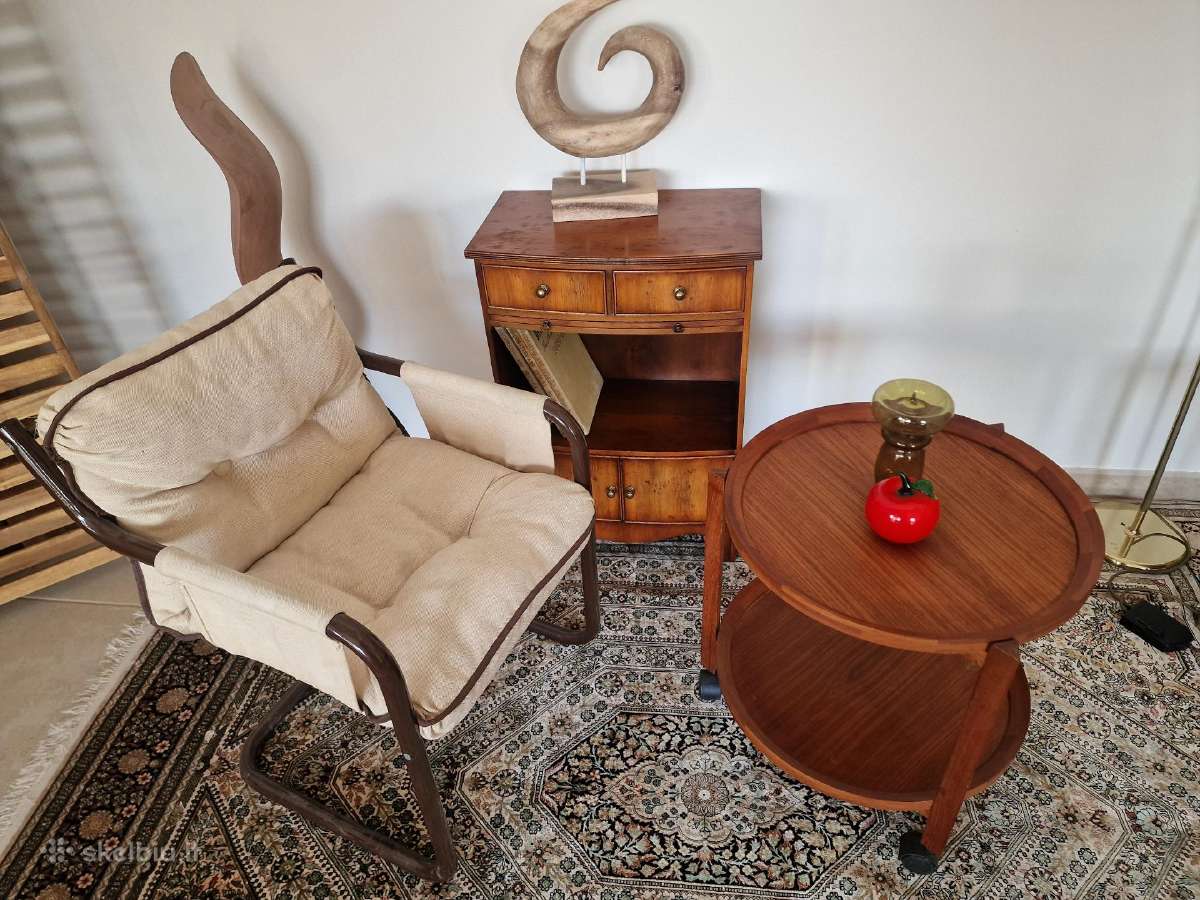 Vintažinis mid century tikmedžio staliukas - nuotraukos Nr. 31