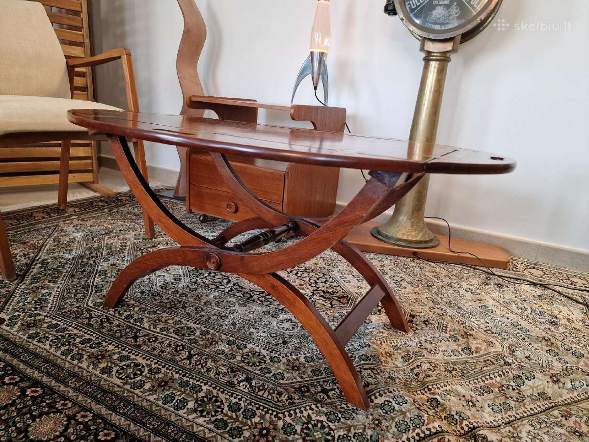 Vintažinis mid century raudonmedžio staliukas - nuotraukos Nr. 3