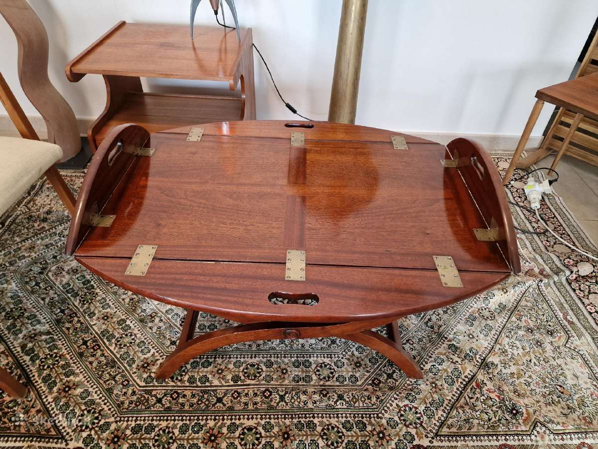 Vintažinis mid century raudonmedžio staliukas - nuotraukos Nr. 6