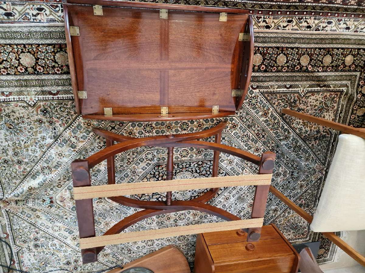 Vintažinis mid century raudonmedžio staliukas - nuotraukos Nr. 21