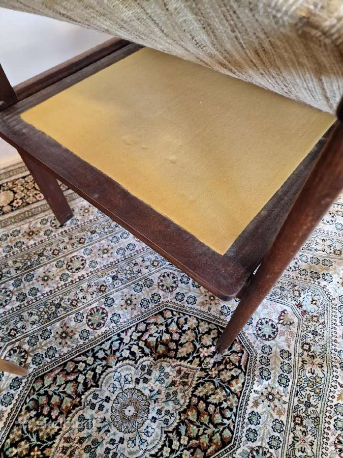 Vintažinis mid century raudonmedžio fotelis - nuotraukos Nr. 7