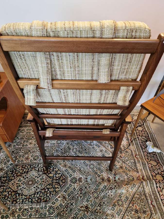 Vintažinis mid century raudonmedžio fotelis - nuotraukos Nr. 13