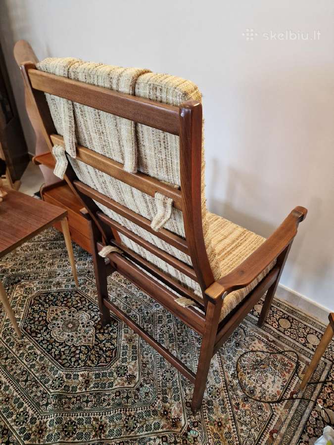 Vintažinis mid century raudonmedžio fotelis - nuotraukos Nr. 15