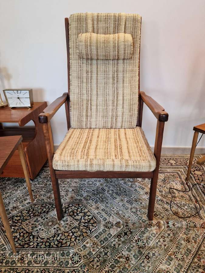 Vintažinis mid century raudonmedžio fotelis - nuotraukos Nr. 22