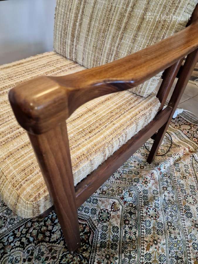 Vintažinis mid century raudonmedžio fotelis - nuotraukos Nr. 29