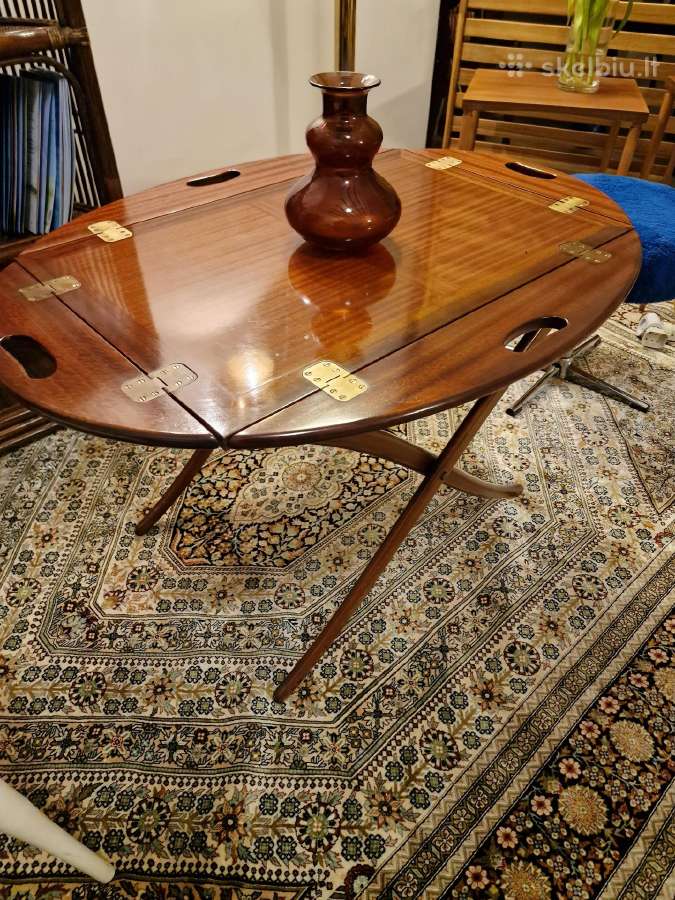 Vintažinis mid century raudonmedžio staliukas