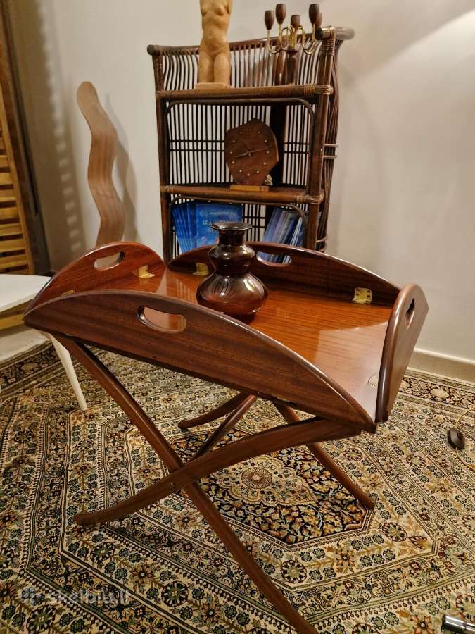 Vintažinis mid century raudonmedžio staliukas - nuotraukos Nr. 19