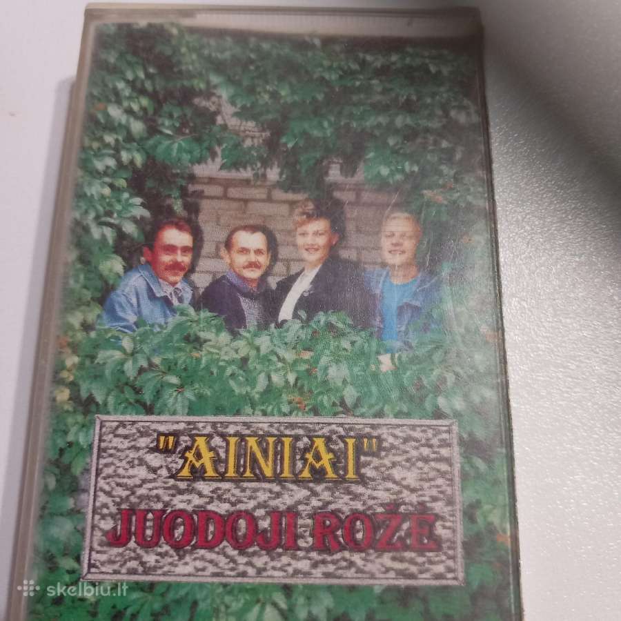 ,Ainiai " Juodoji rožė