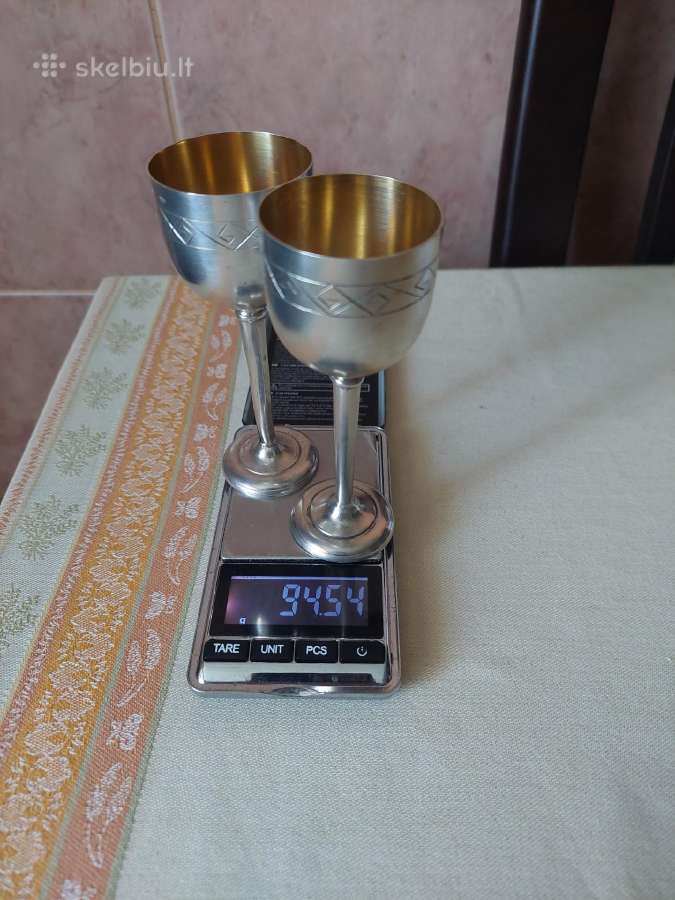 Sidabras. Dvi Taurelės Praba 875. Gražiai Atrodo.