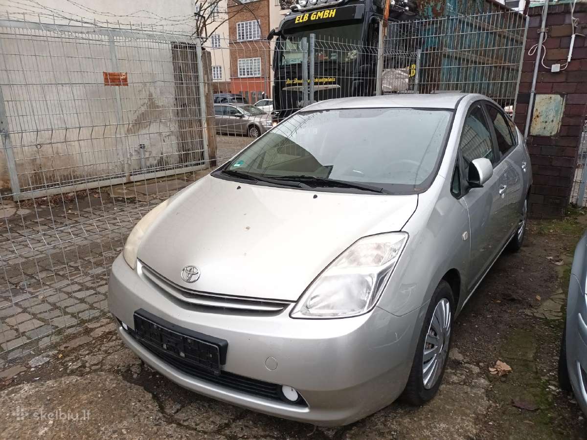 Toyota Prius Europa 2005-2007m II Dalimis