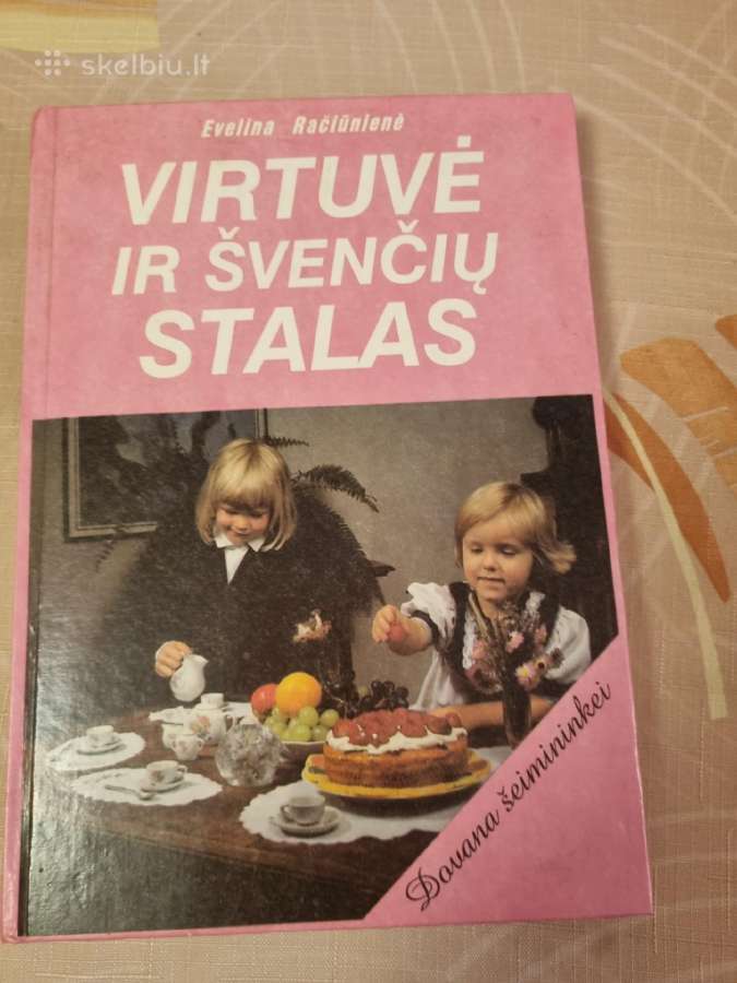 Virtuvė ir švenčių stalas