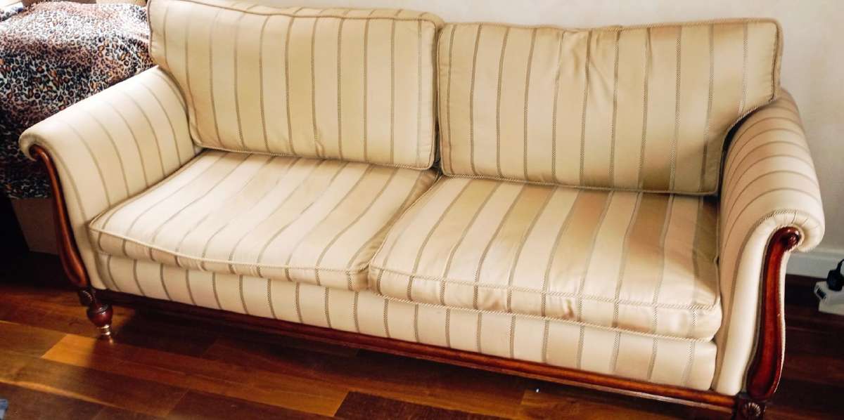 Itališka dvivietė sofa