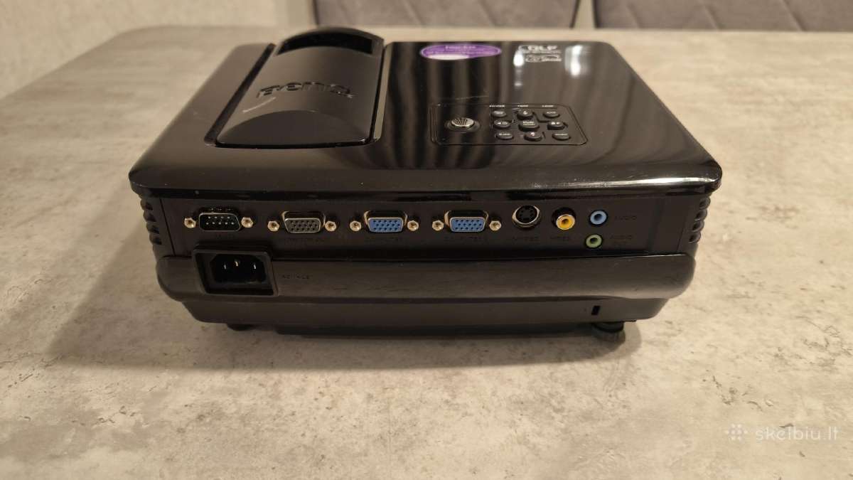 Benq Mp515 projektorius.