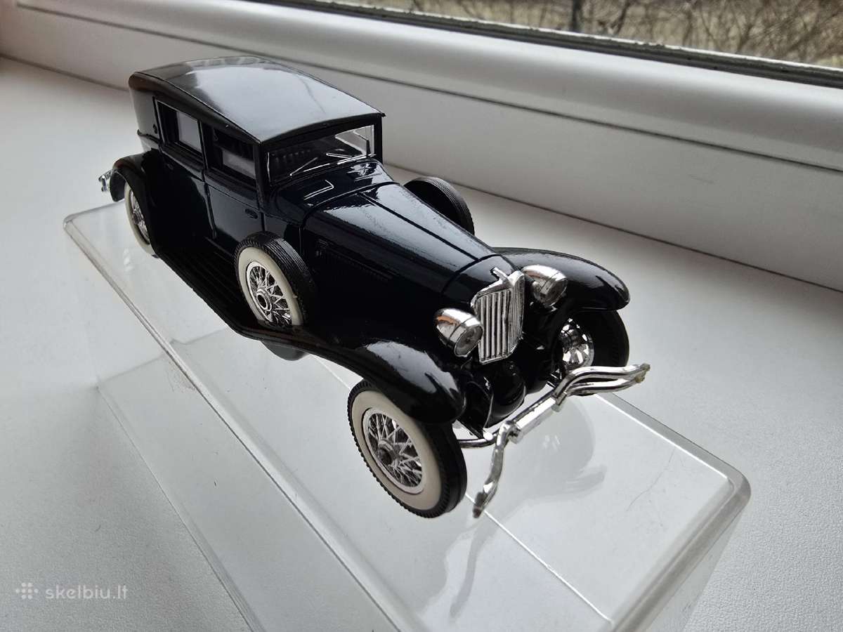 1:43 modeliukas Cord L29 1929