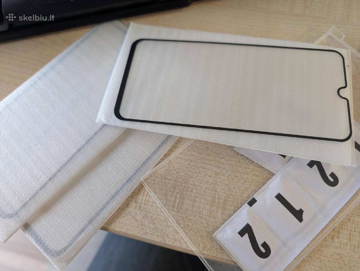 Samsung Galaxy A40 apsauginis stiklas už 3vnt-5eur