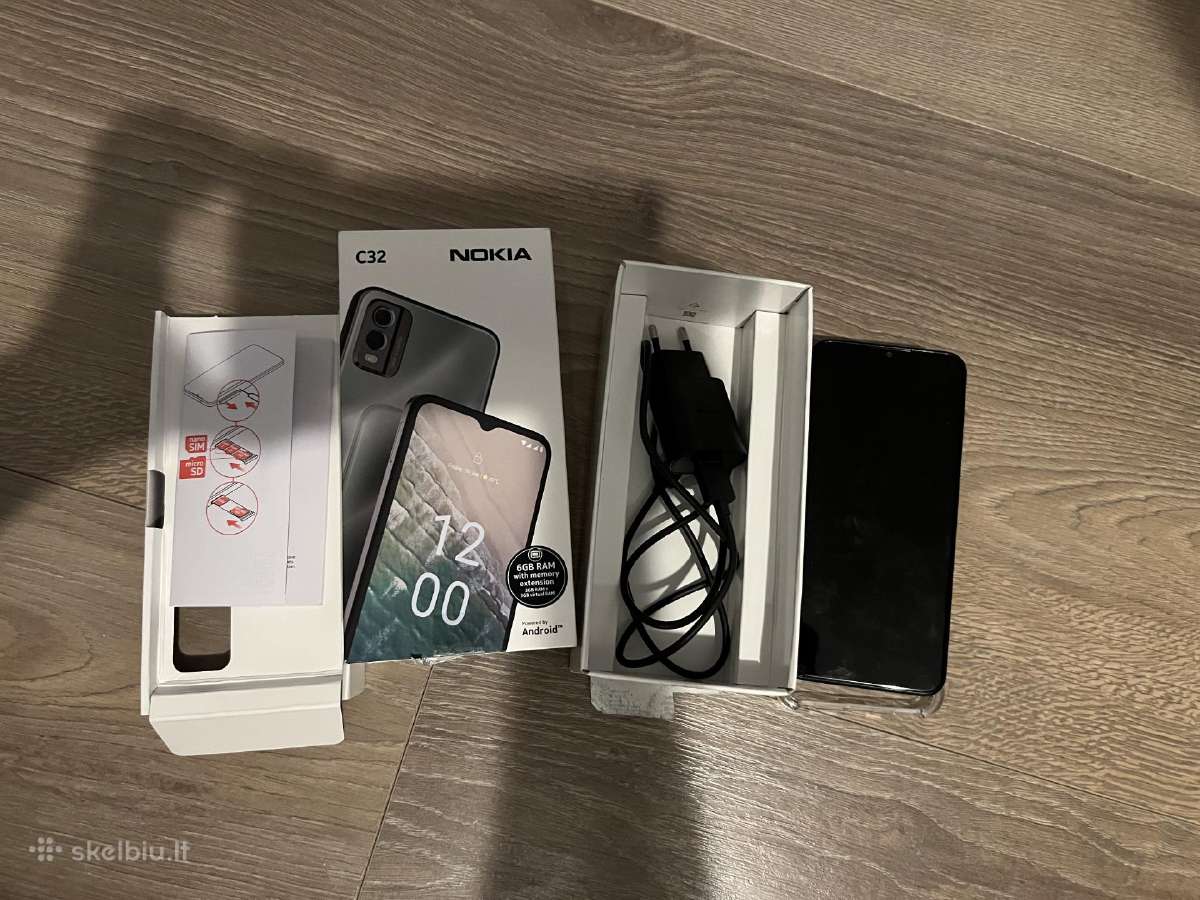 Nokia c32