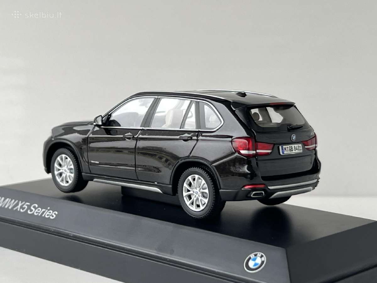 Bmw X5 1:43 - nuotraukos Nr. 9