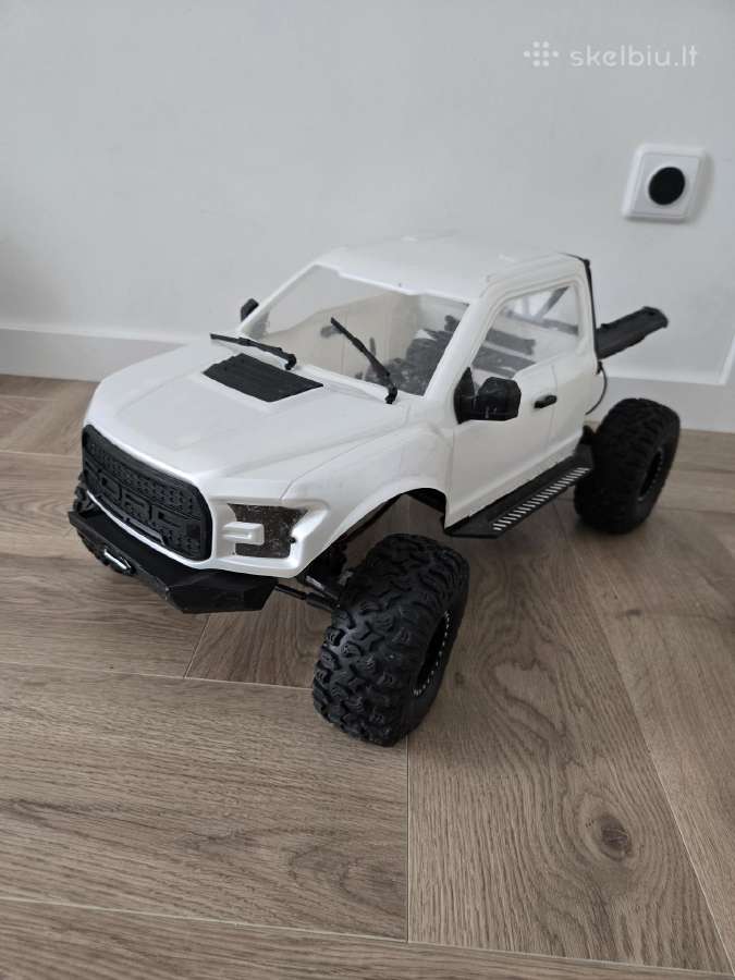 RC crawler 1/8 4S
