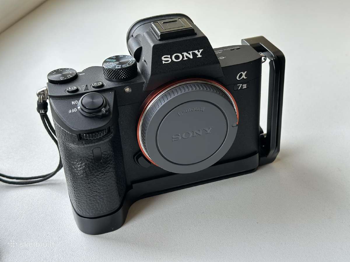 L bracket skirtas Sony A7III, A7rIII ir A9