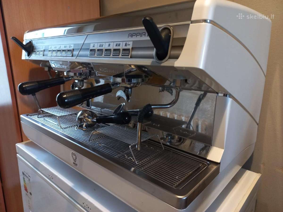 Kavos aparatas Nuova Simonelli Appia 2 - nuotraukos Nr. 2