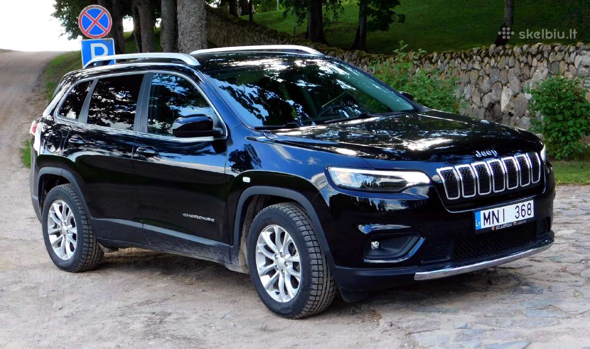Parduodu Jeep Cherokee 2,4 benzinas/dujos