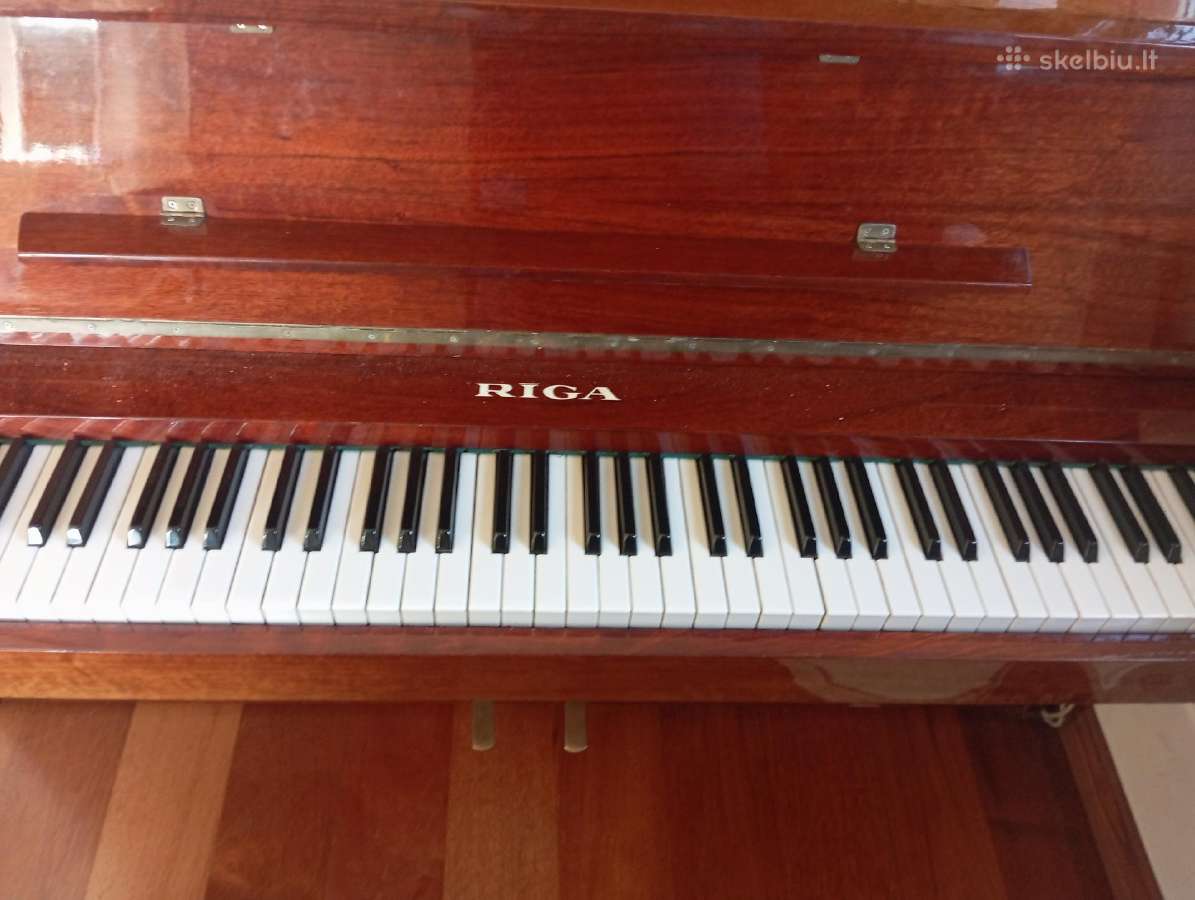 Pianinas Riga