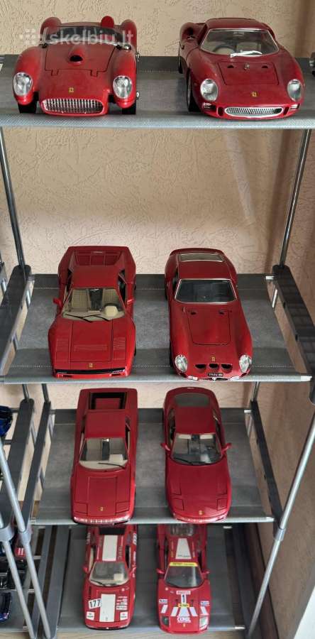 Ferrari+dodge kolekcija 1/18 modeliukai