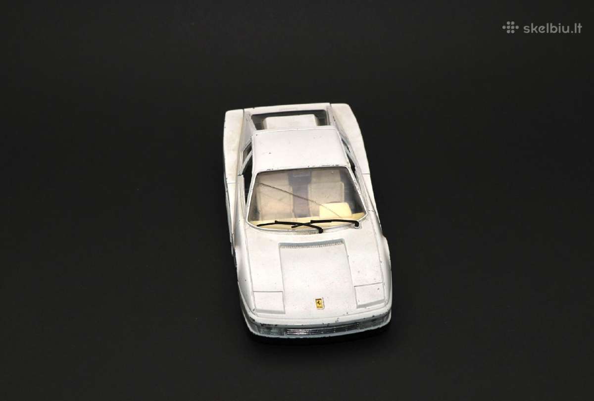Automobilis "Ferrari", Italija kaina 10 eurų - nuotraukos Nr. 2