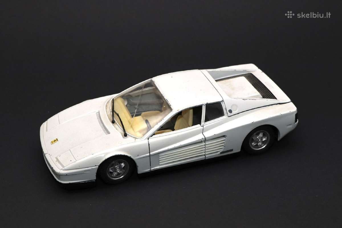 Automobilis "Ferrari", Italija kaina 10 eurų - nuotraukos Nr. 3