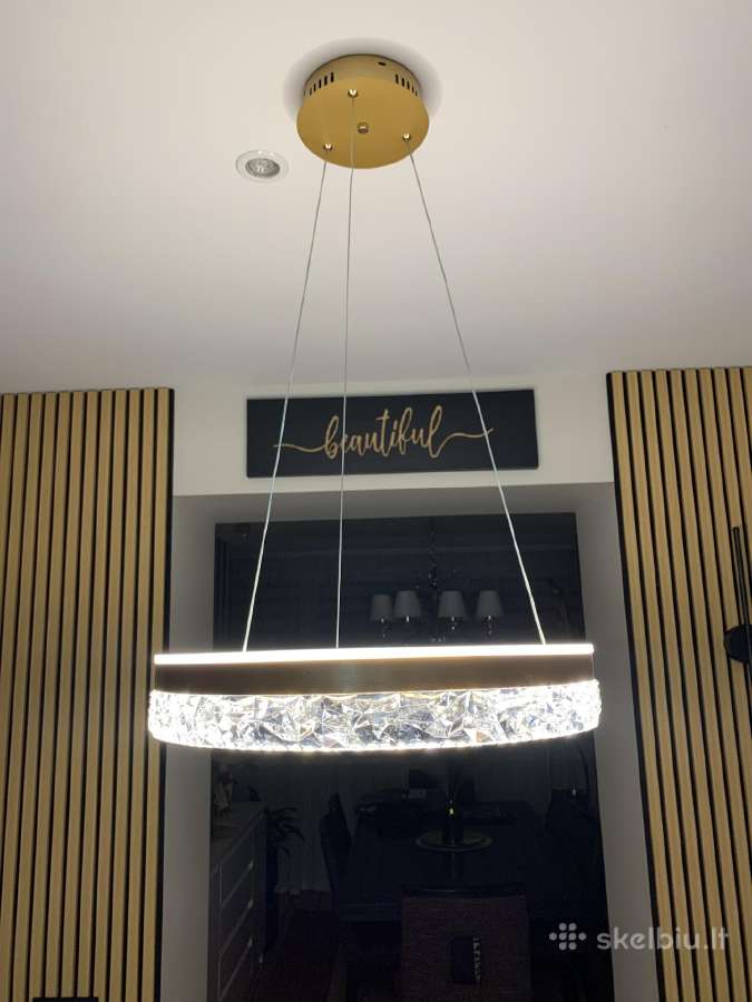 Pakabinamas LED šviestuvas