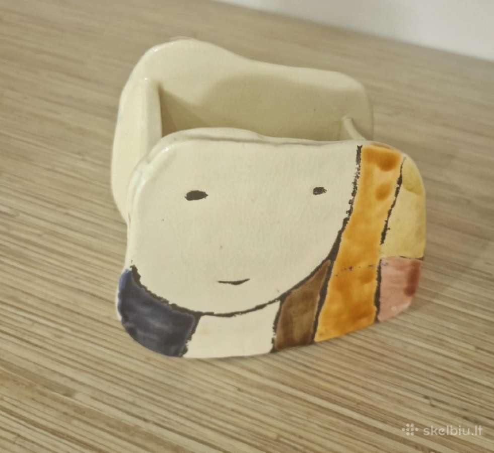 Autorinė keraminė vazelė 13 eur.