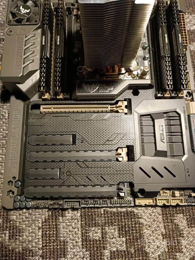 Parduodamas komplektas Sabertooth X99 - nuotraukos Nr. 4