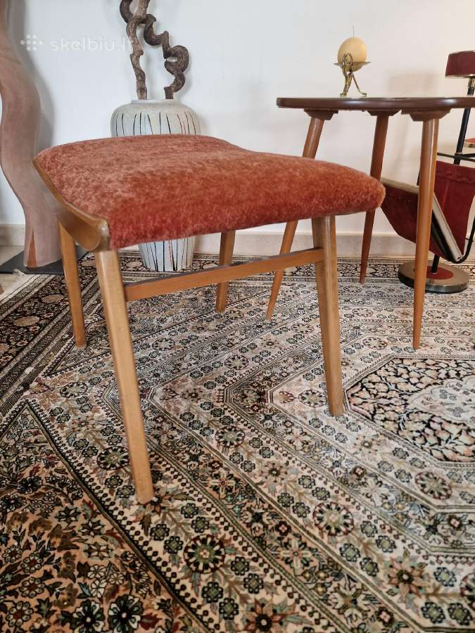 Vintažinis Mid Century bukmedžio pufas - nuotraukos Nr. 2