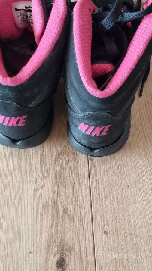 Nike kedukai - nuotraukos Nr. 4