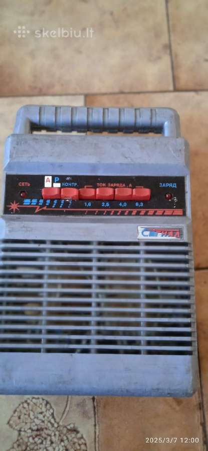 Pakrovėjai akumuliatorių 14.2v-24v 6-10 -30a
