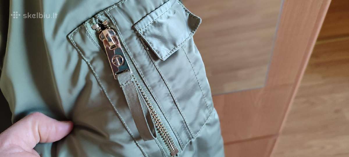 Bomber stiliaus striukė Xs/s dydžio - nuotraukos Nr. 6