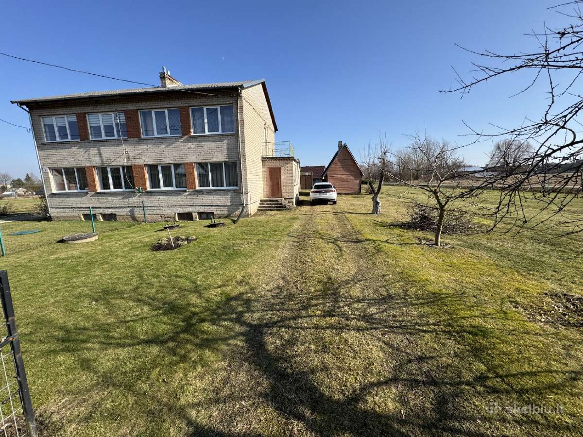 Parduodamas sublokuotas namas Byčių k. Kupiškis
