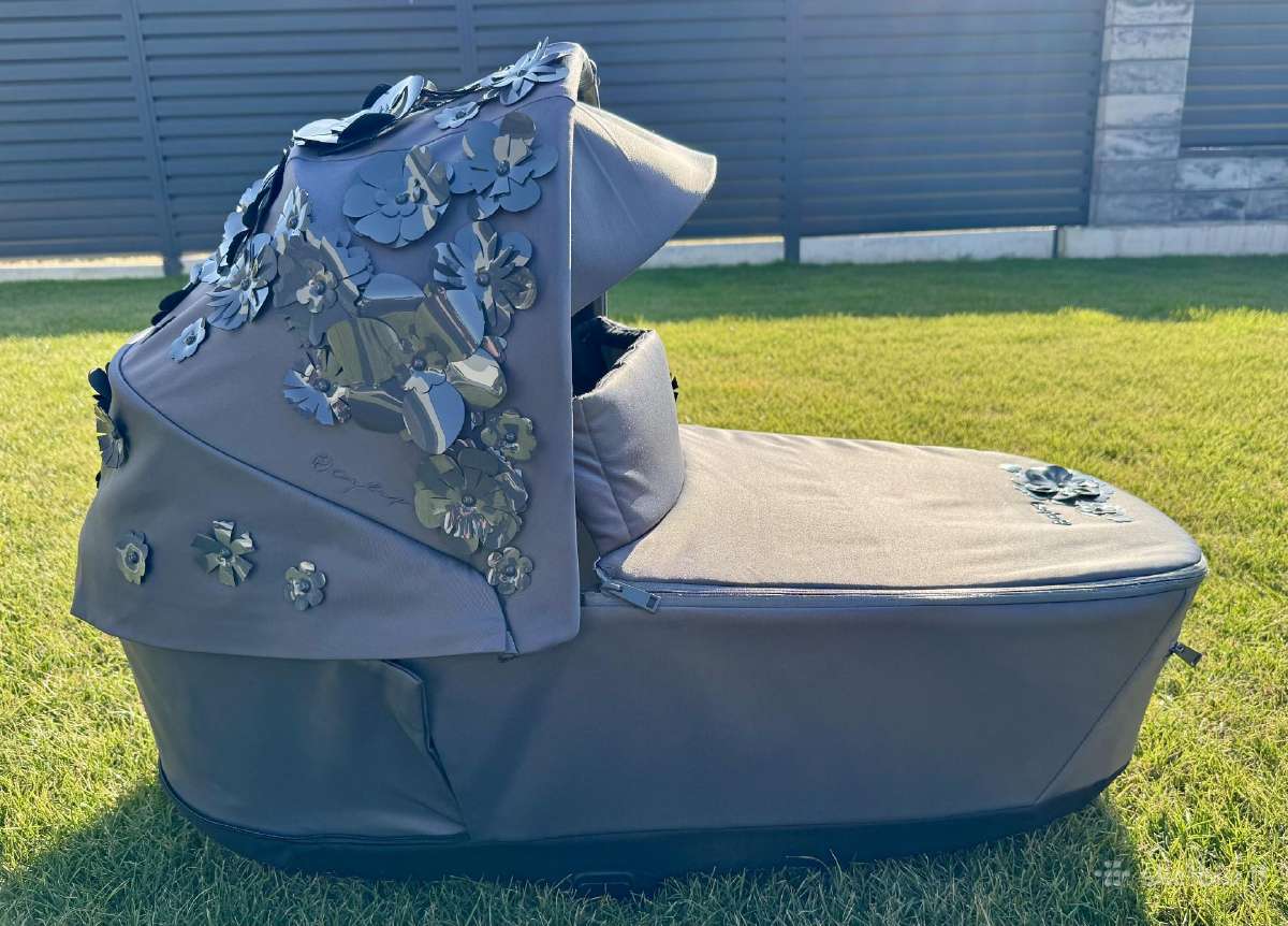Cybex Priam Simply Flowers grey V4 - nuotraukos Nr. 6
