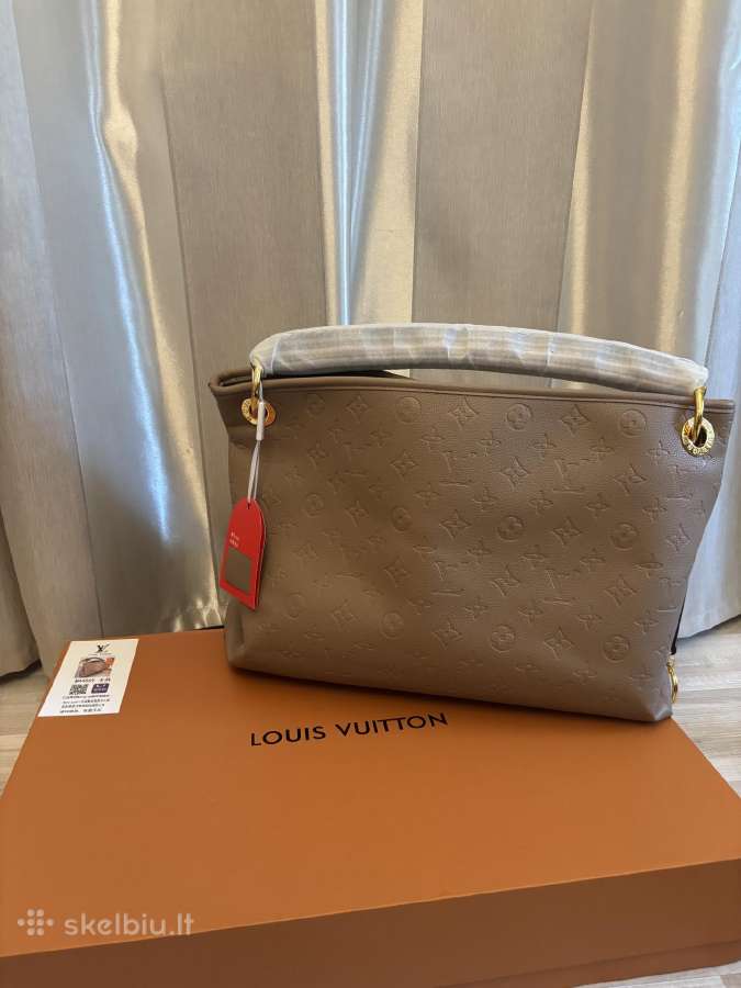 Louis V**tton rankinė - nuotraukos Nr. 2