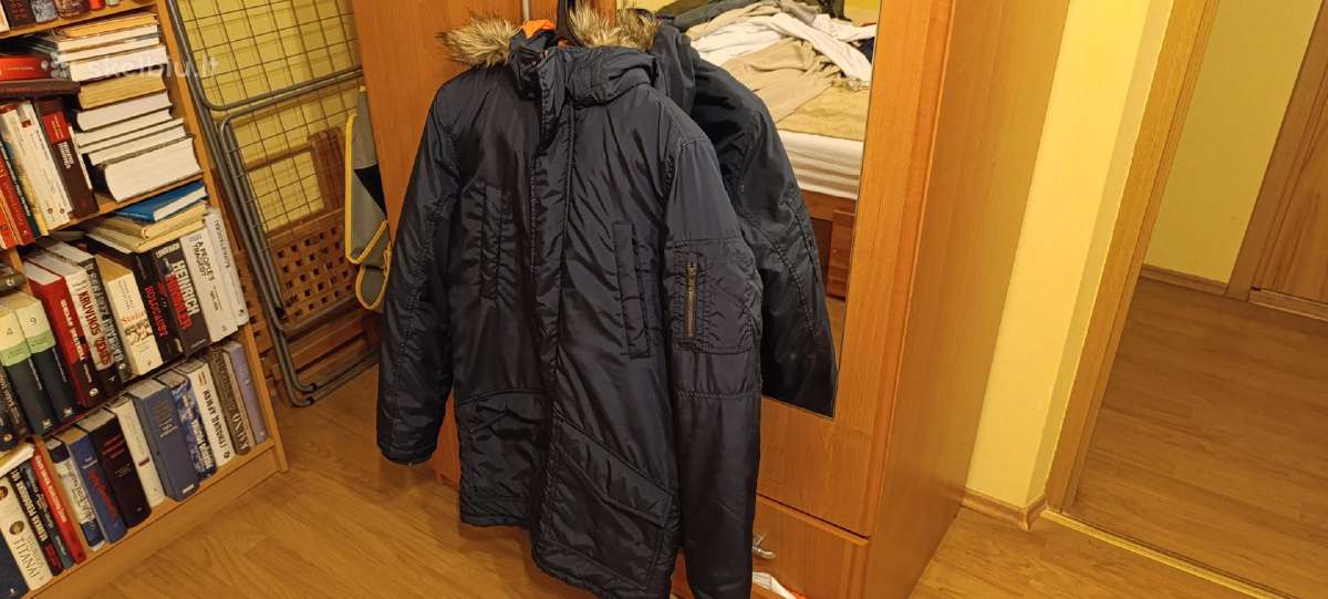 Hm parka pavasarnė striukė Xs dydžio