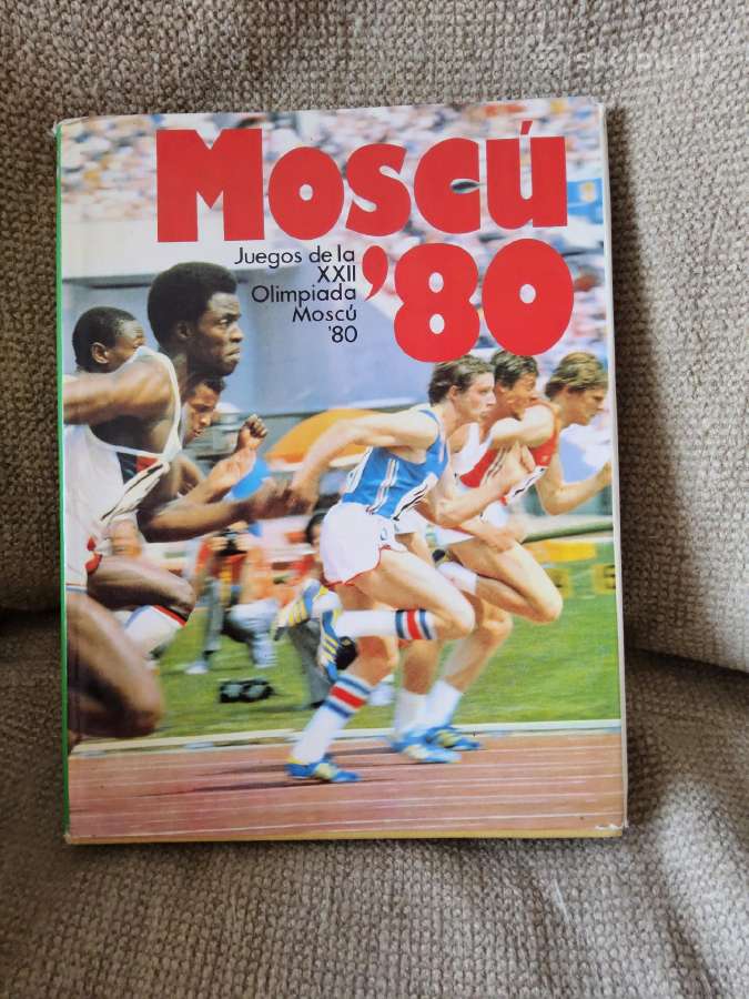 Knyga Maskva'80 Moscu'80