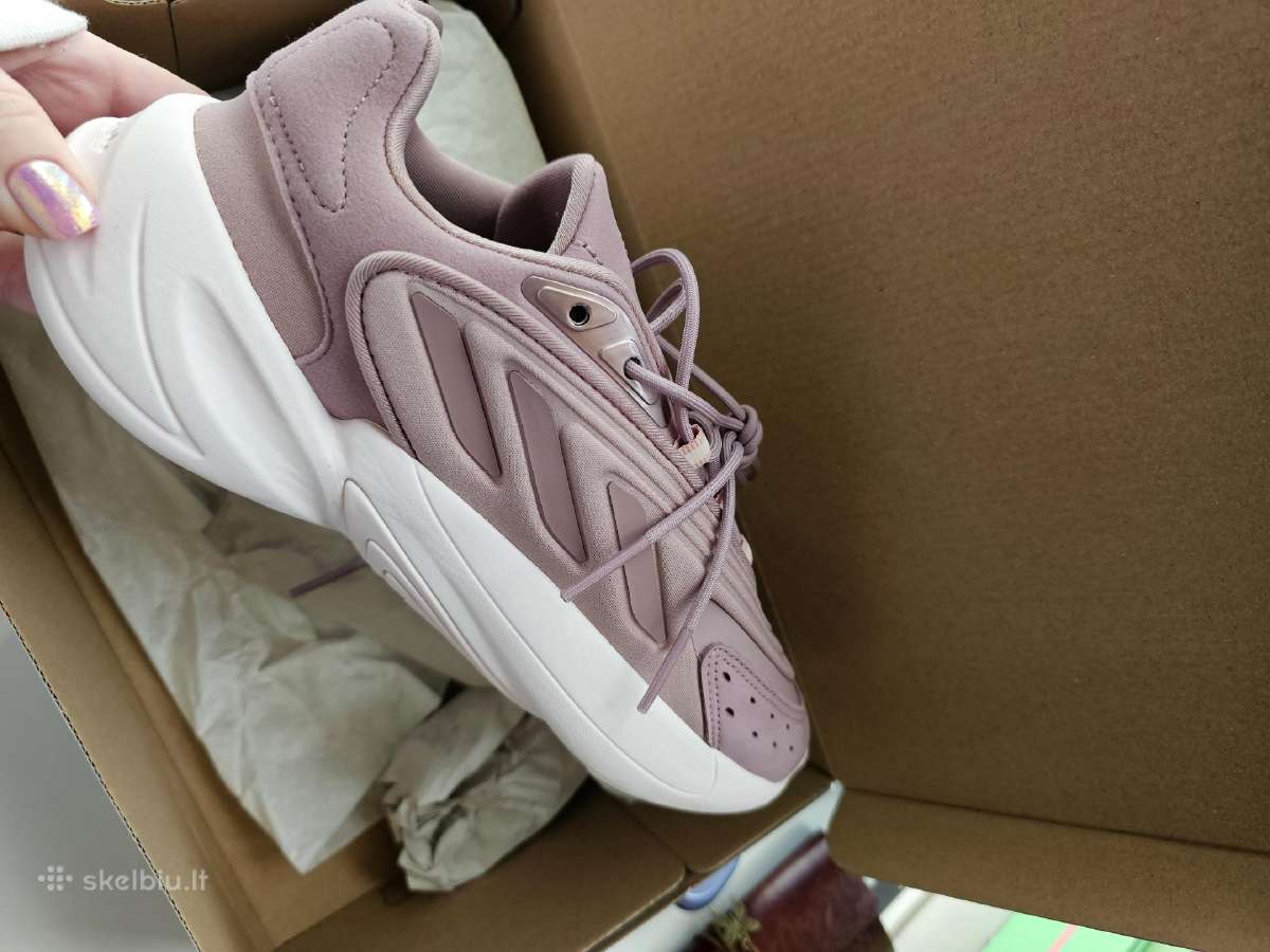 Adidas kedai - nuotraukos Nr. 3