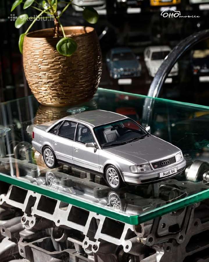 Audi S4