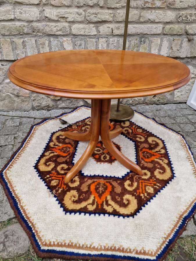 Vintažinis Mid Century tikmedžio kavos staliukas