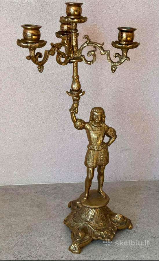 Žalvario žvakidė