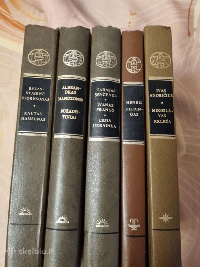 Pasaulinės literatūros biblioteka 5 vnt