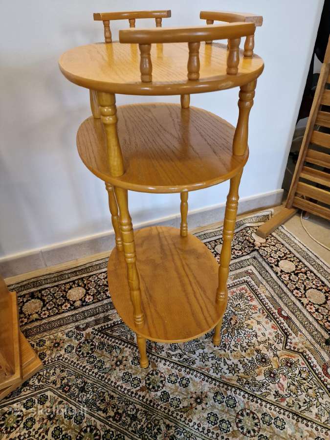 Vintažinė Mid Century ąžuolinė maža etažerė - nuotraukos Nr. 9