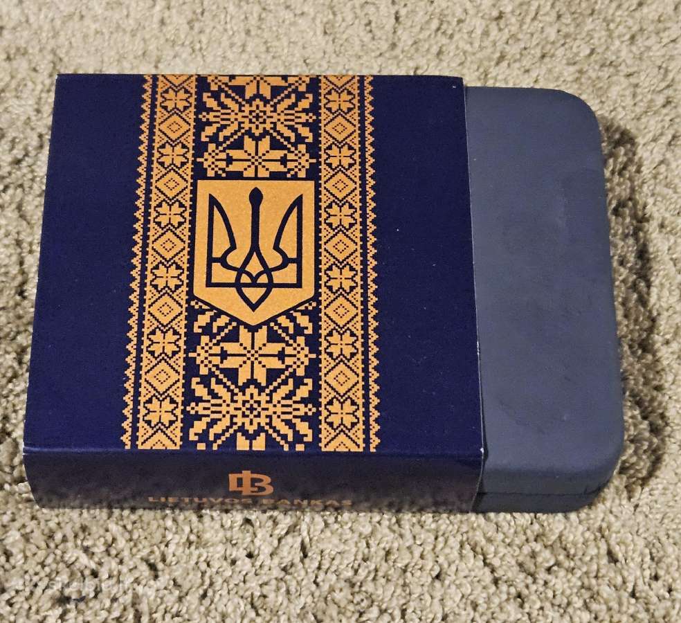 Sidabrinė moneta skirta Ukrainos kovai už laisvę - nuotraukos Nr. 3